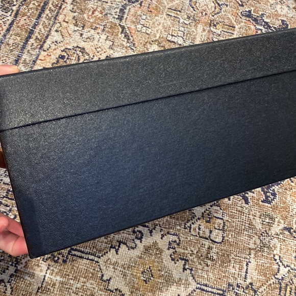 Large Chanel shoe box - Picture 4 of 4